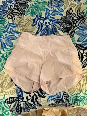 Women's Light Pink Lulu Lemon short